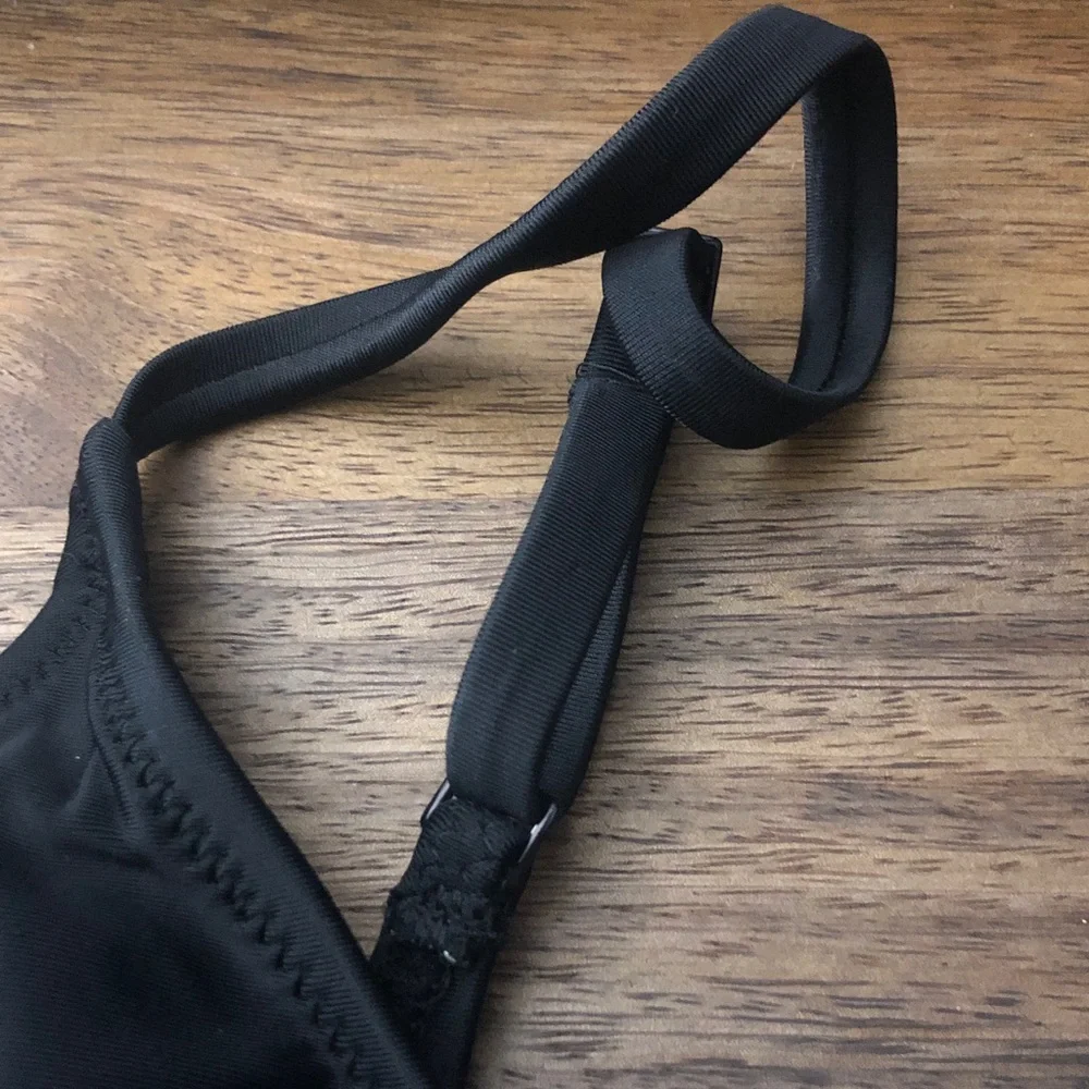 aerie Black Wireless Sports Bralette